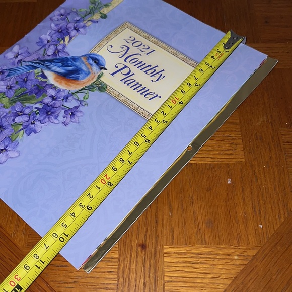 2021 Calendar & Planner NWOT - Picture 6 of 7